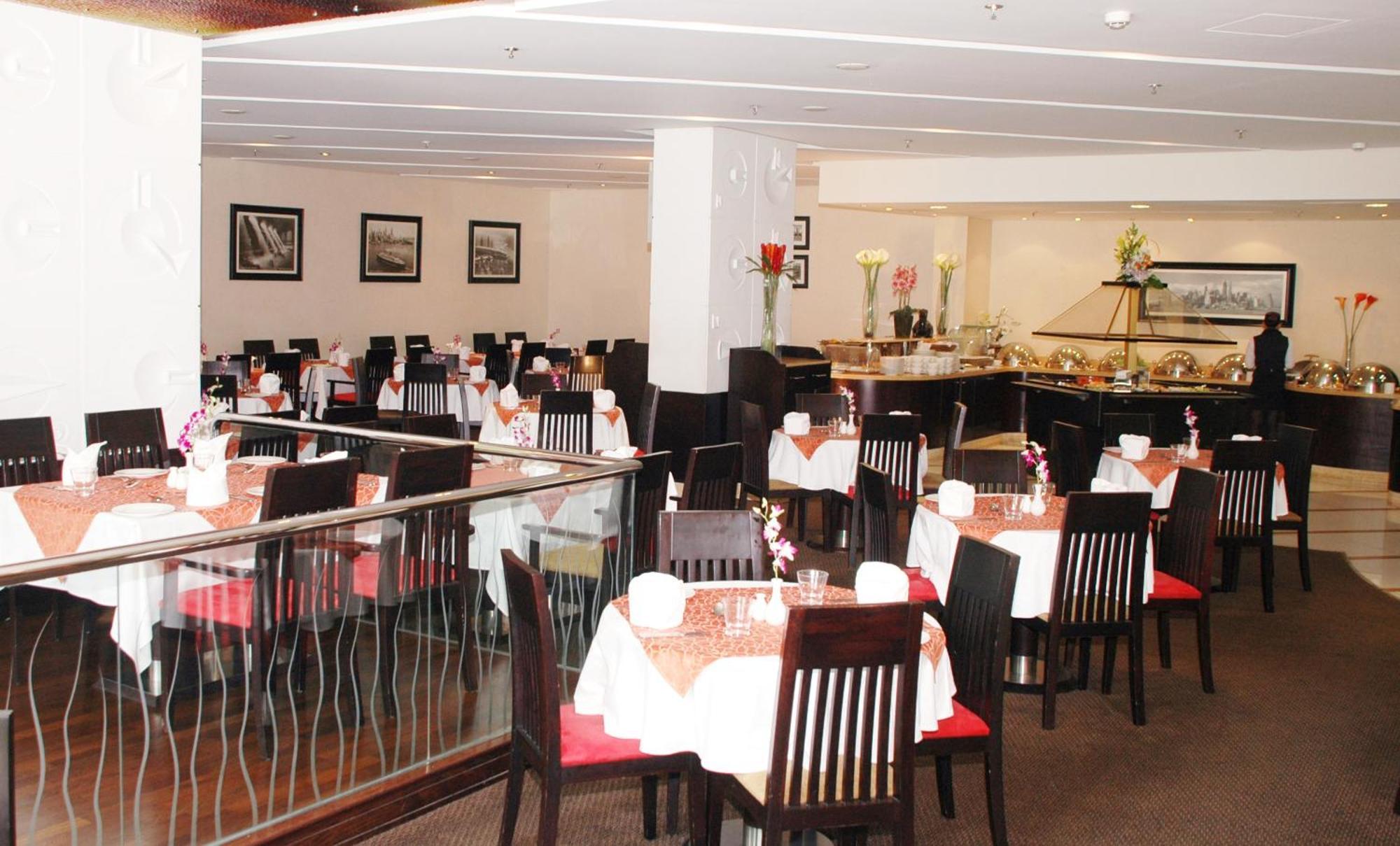 Avenue Hotel Dubai Buitenkant foto